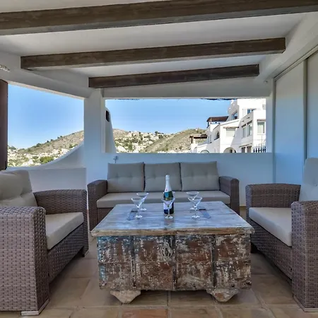 Apartment Bahia De El Portet - By Almarina