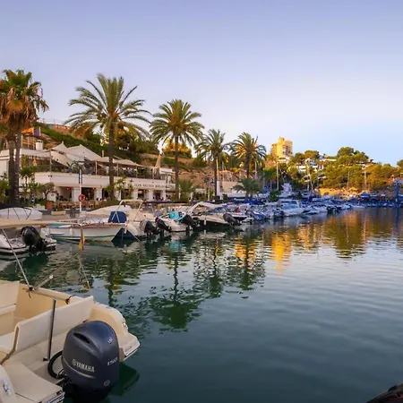 Bahia De El Portet - By Almarina